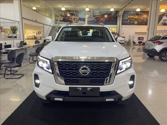 NISSAN FRONTIER 2.3 16V TURBO DIESEL PLATINUM CD 4X4 AUTOMÁTICO